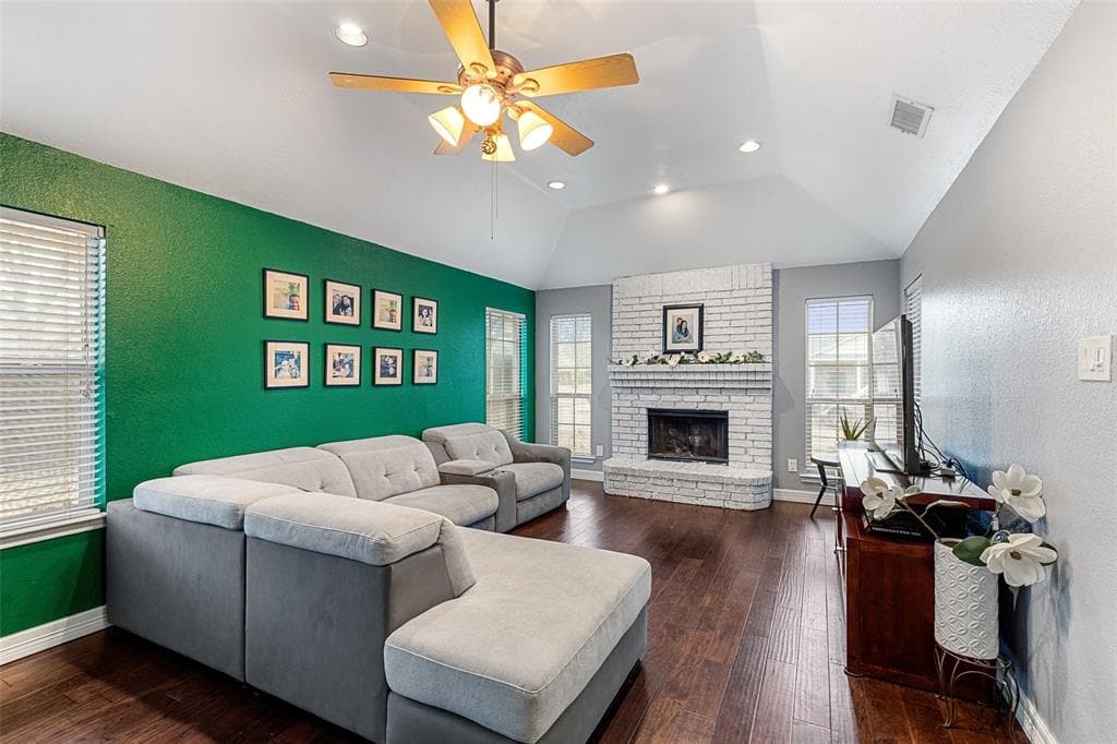 Gallery image 2