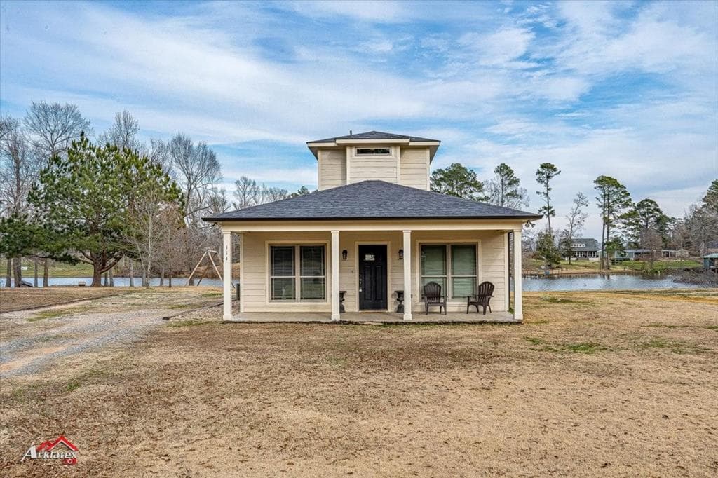 114 Private Road 583