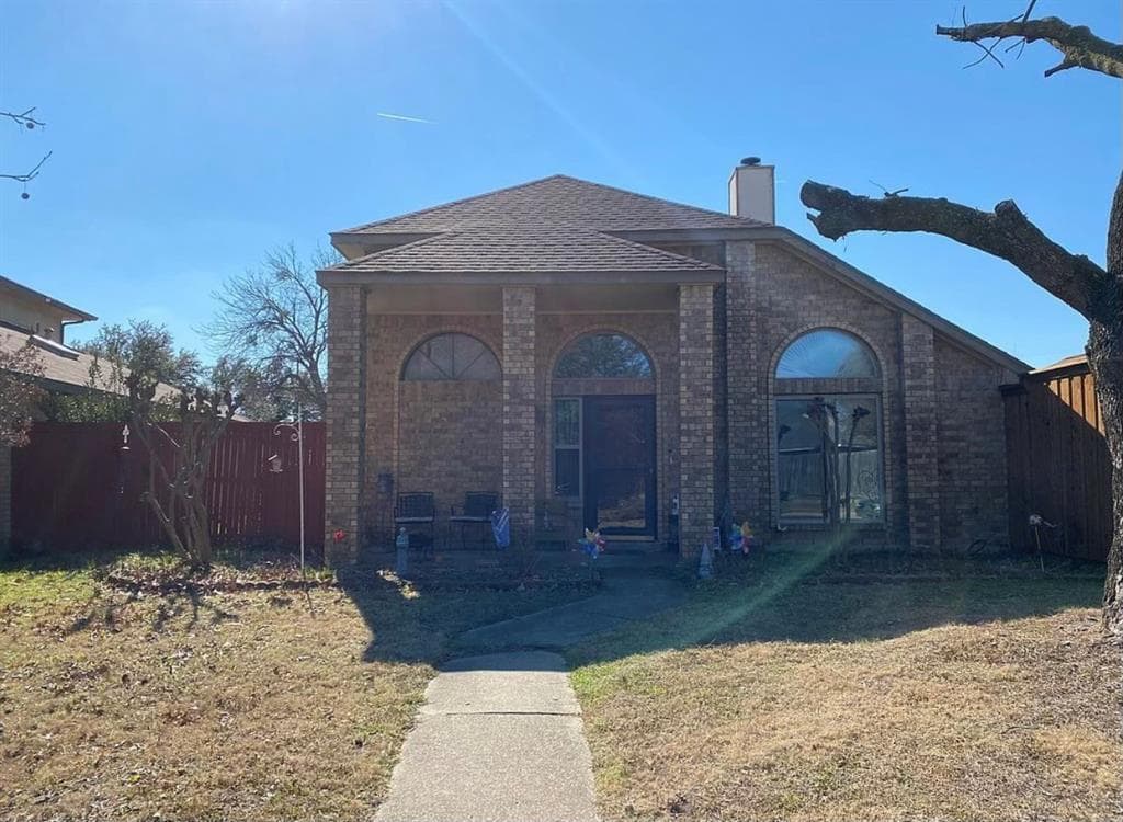 1738 Doubletree Dr