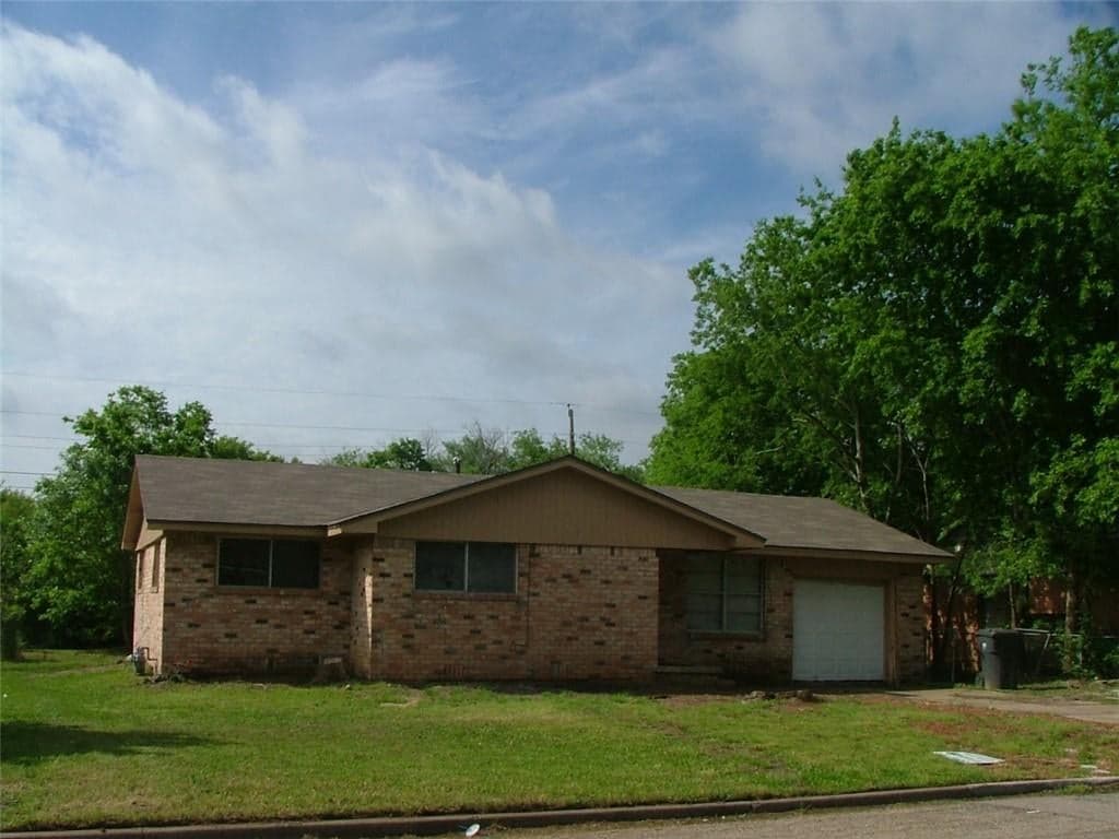 3512 Ferndale Dr