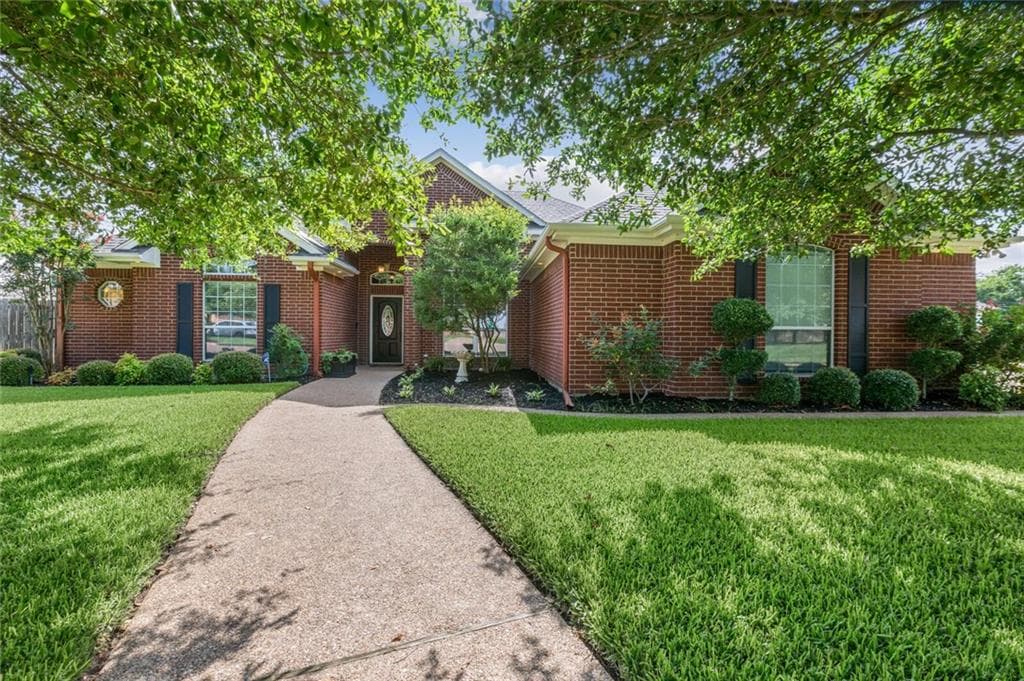 1316 Darbyton Dr