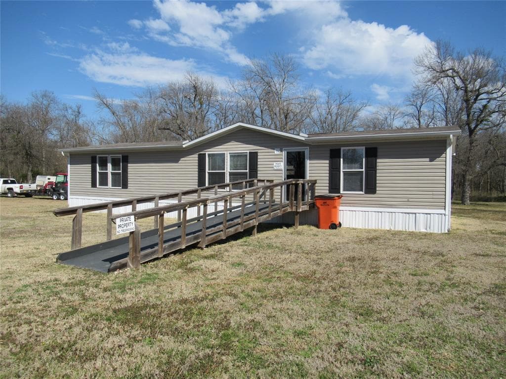 1001 County Road 1035
