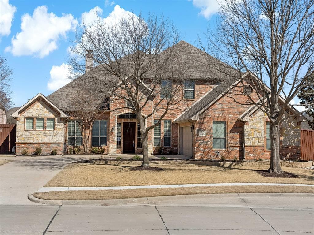 7614 Courtney Cir