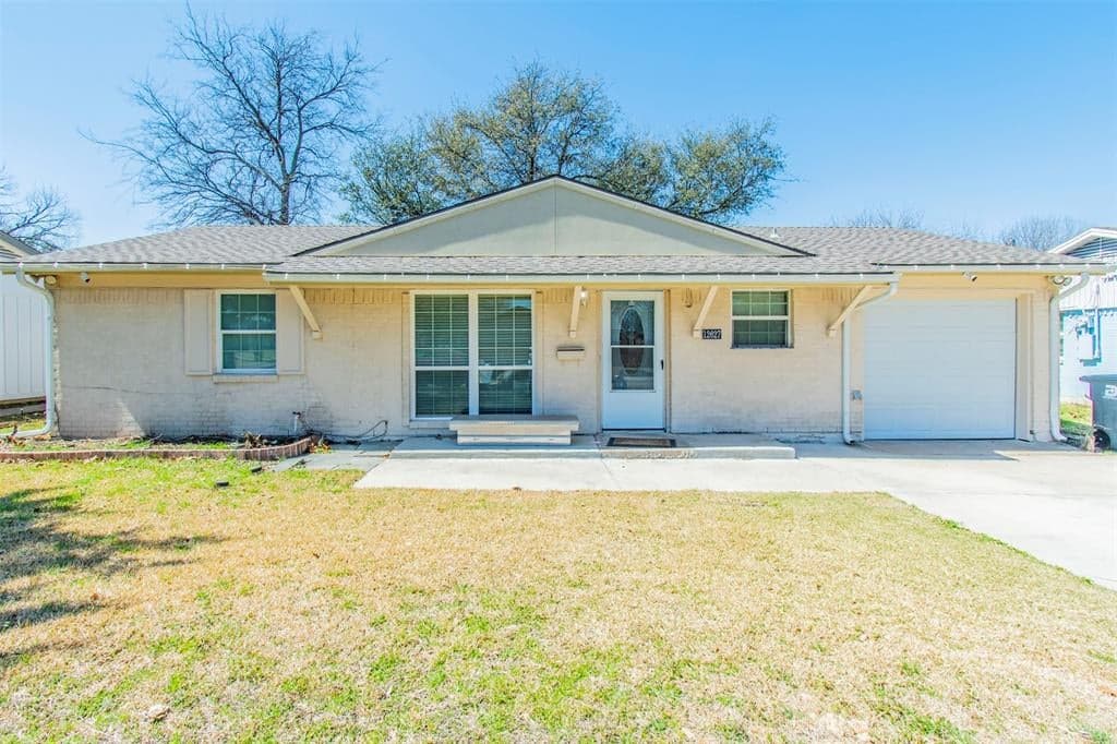 12627 Promenade Ln