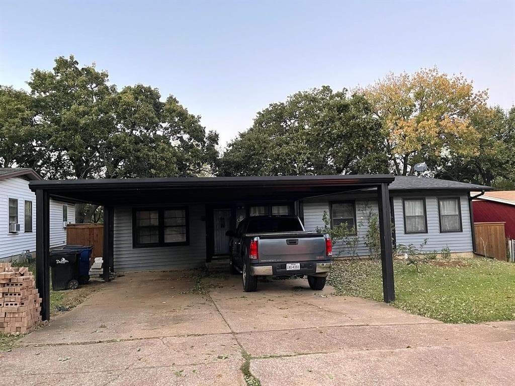 1721 Ridgewood Rd