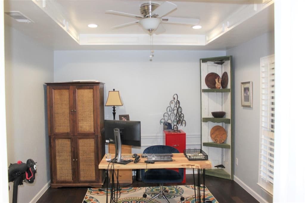 Gallery image 2