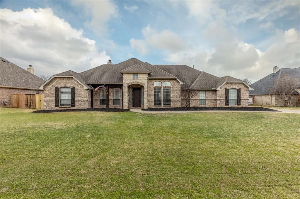 9729 Corral Dr