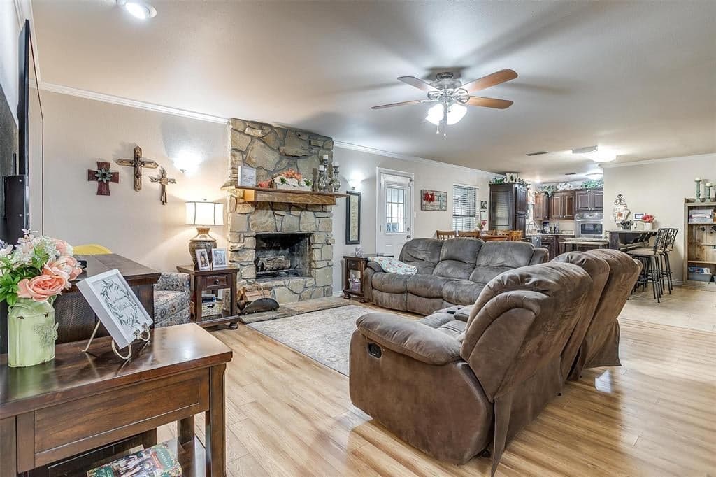 Gallery image 4