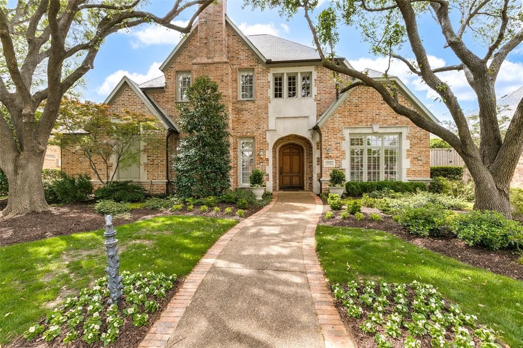 Main property image