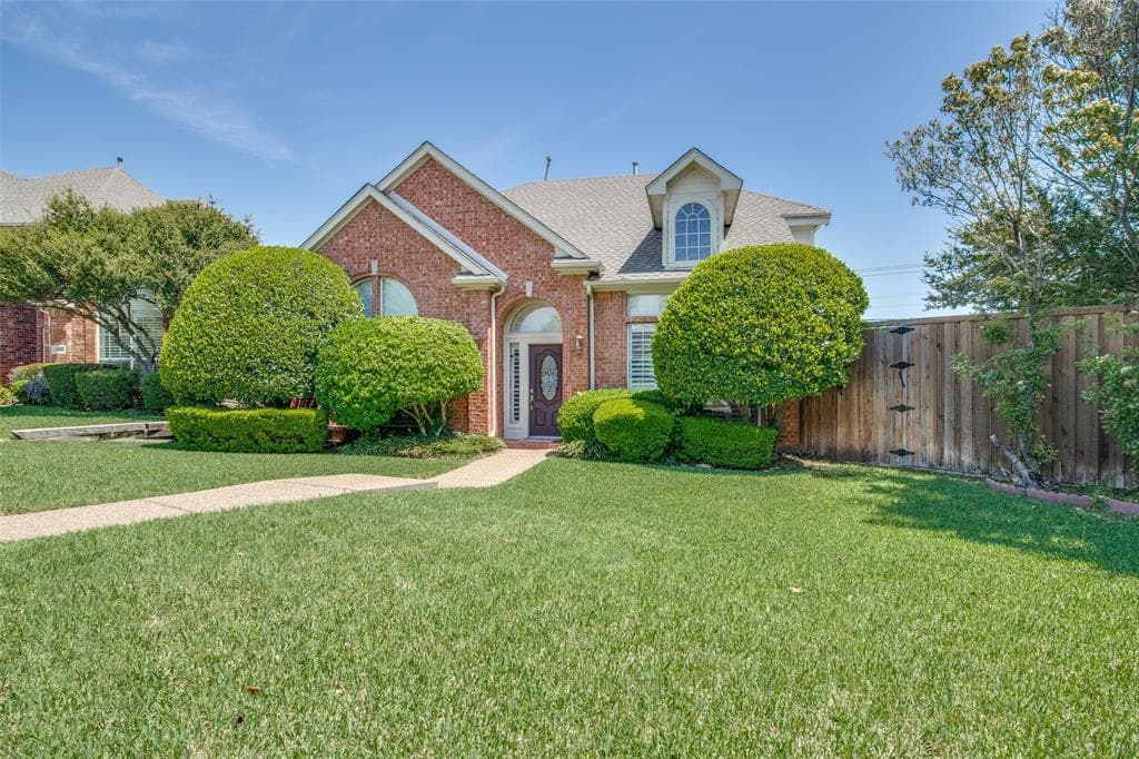 2100 Monticello Cir