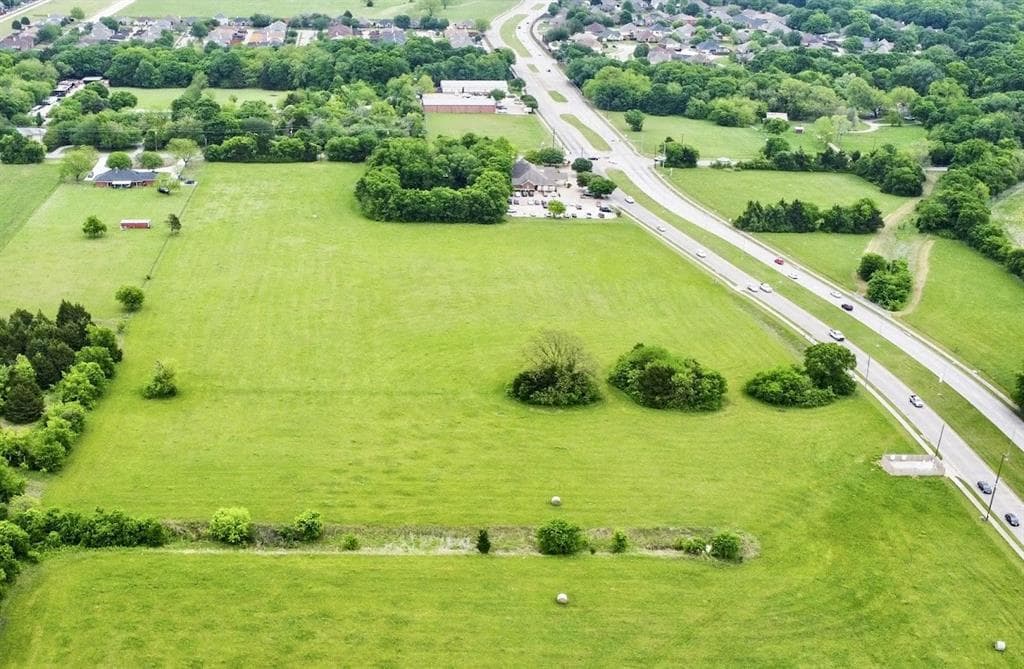 2521 W Belt Line Rd