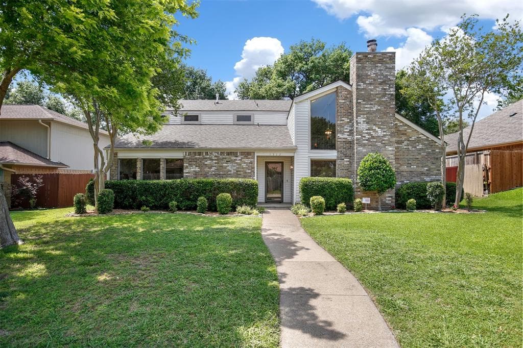 1512 Woodcreek Dr