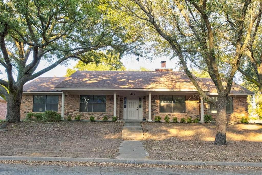 317 Shady Oak Rd