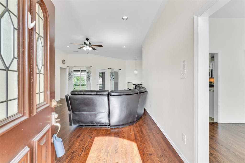 Gallery image 4