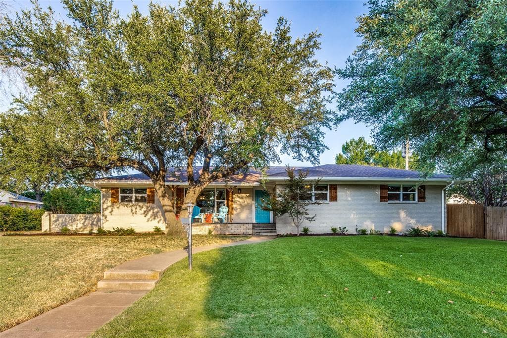 4213 South Dr