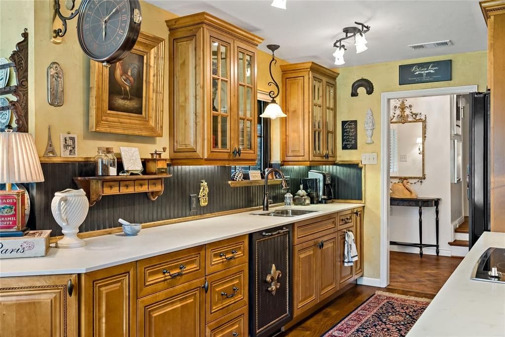 Gallery image 4