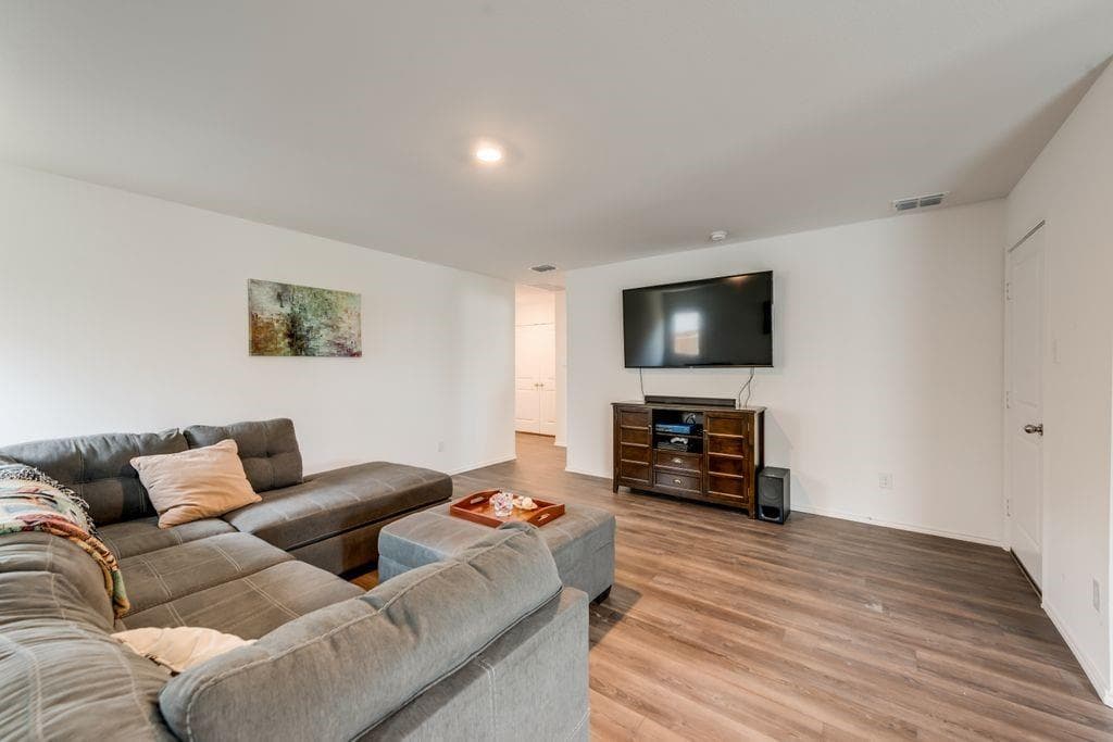 Gallery image 5