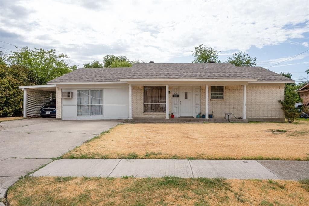 306 Ridgeway Cir