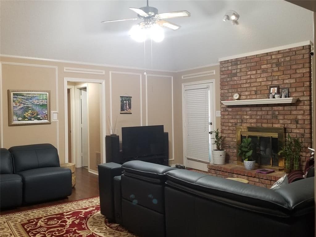 Gallery image 3