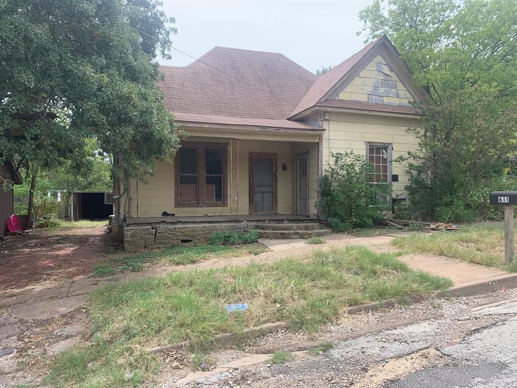 Main property image