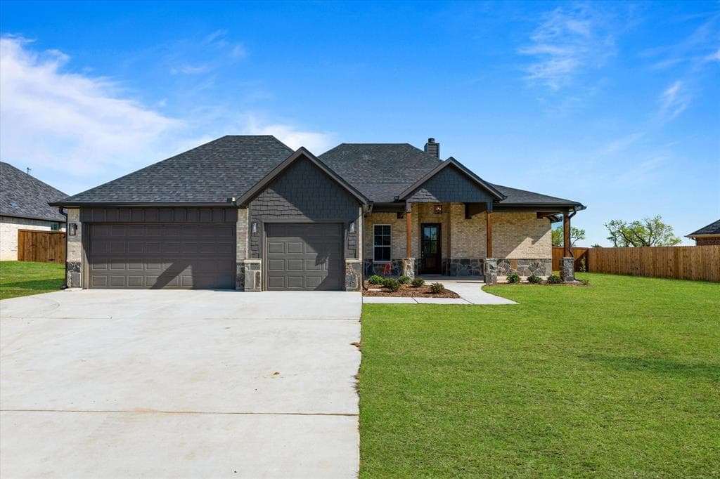807 Shirley Jean Ln