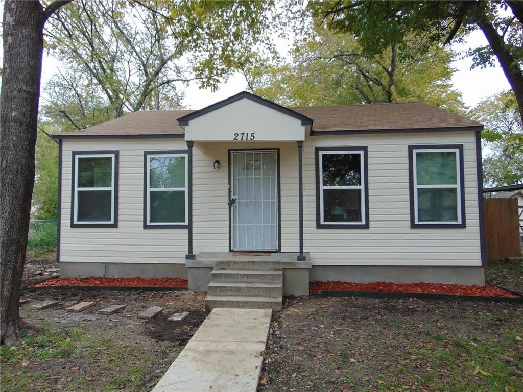 2715 E Ann Arbor Ave