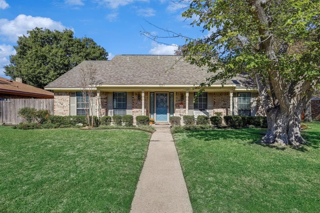 3225 Knights Haven Ln