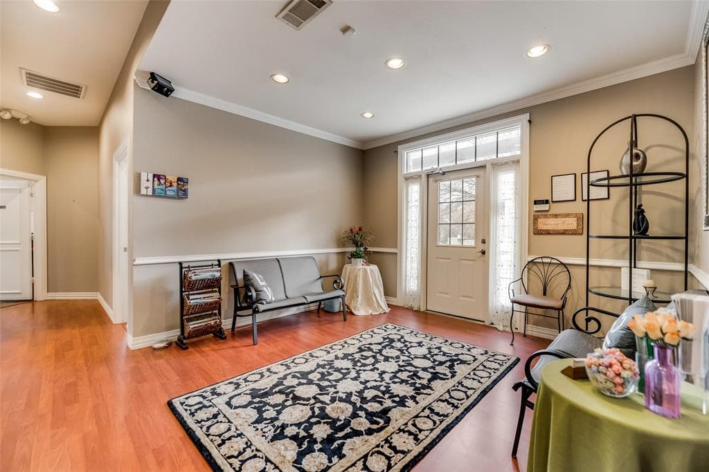 Gallery image 2