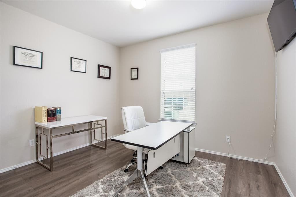 Gallery image 4