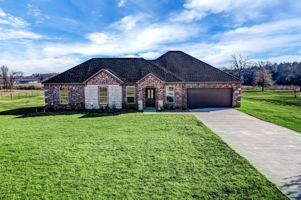 192 Private Road 7204