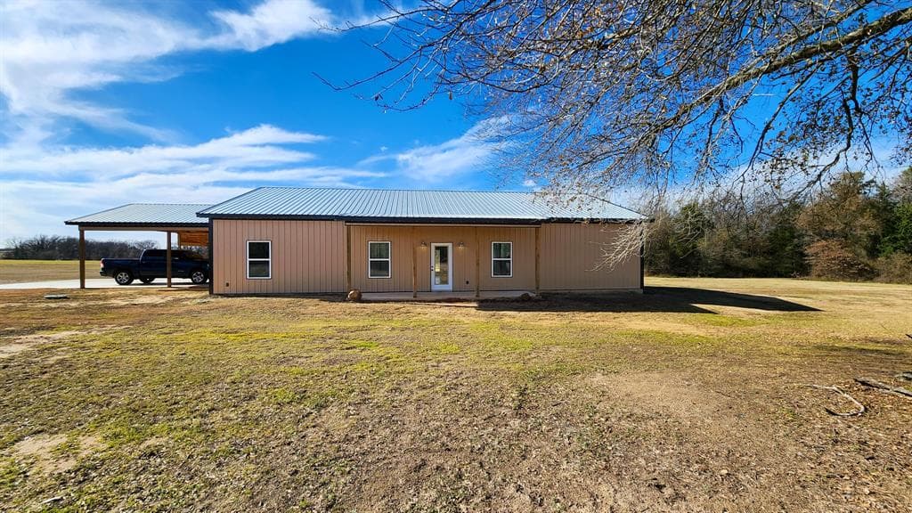 1021 County Road Sw 3055