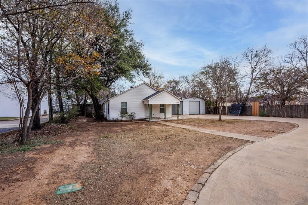 2709 Medlin Dr