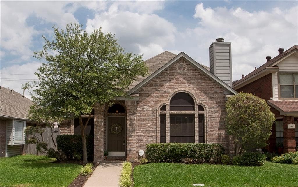 236 Leisure Ln