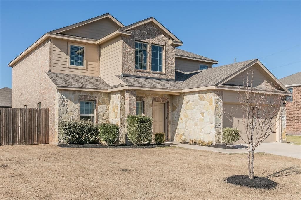 2501 Old Farm Dr