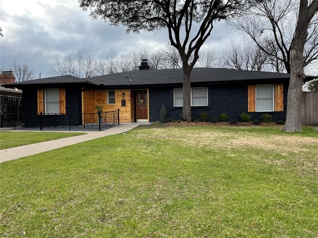 3538 Waldorf Dr