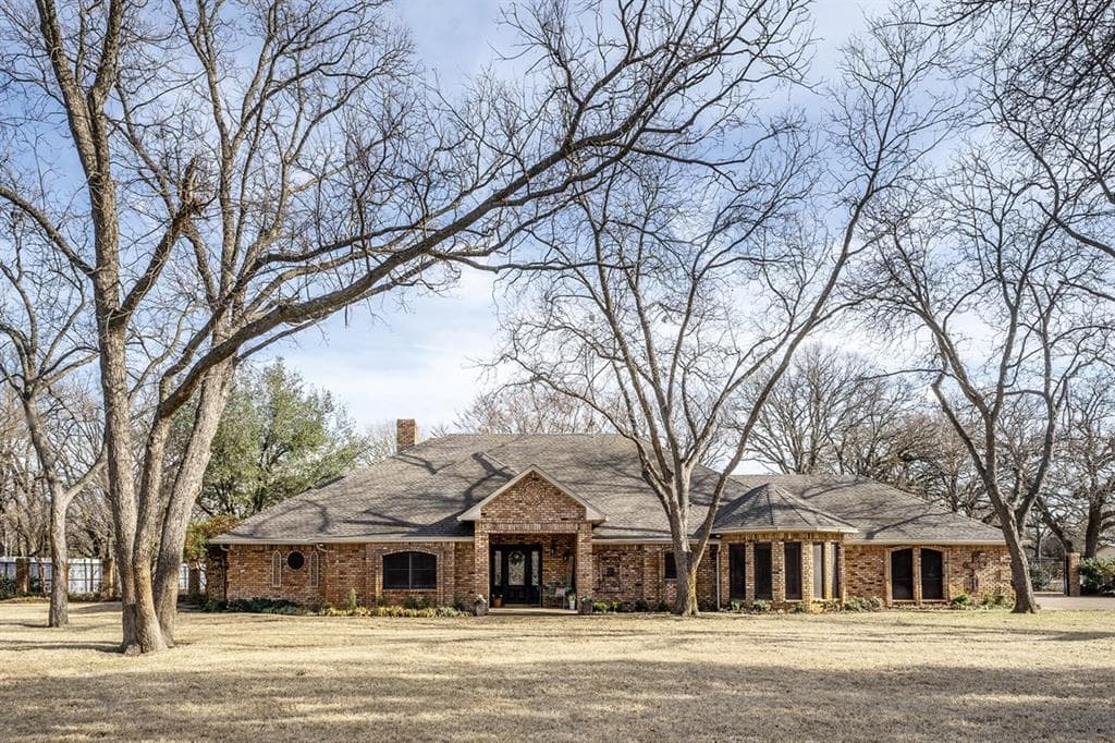 275 Robinson Rd