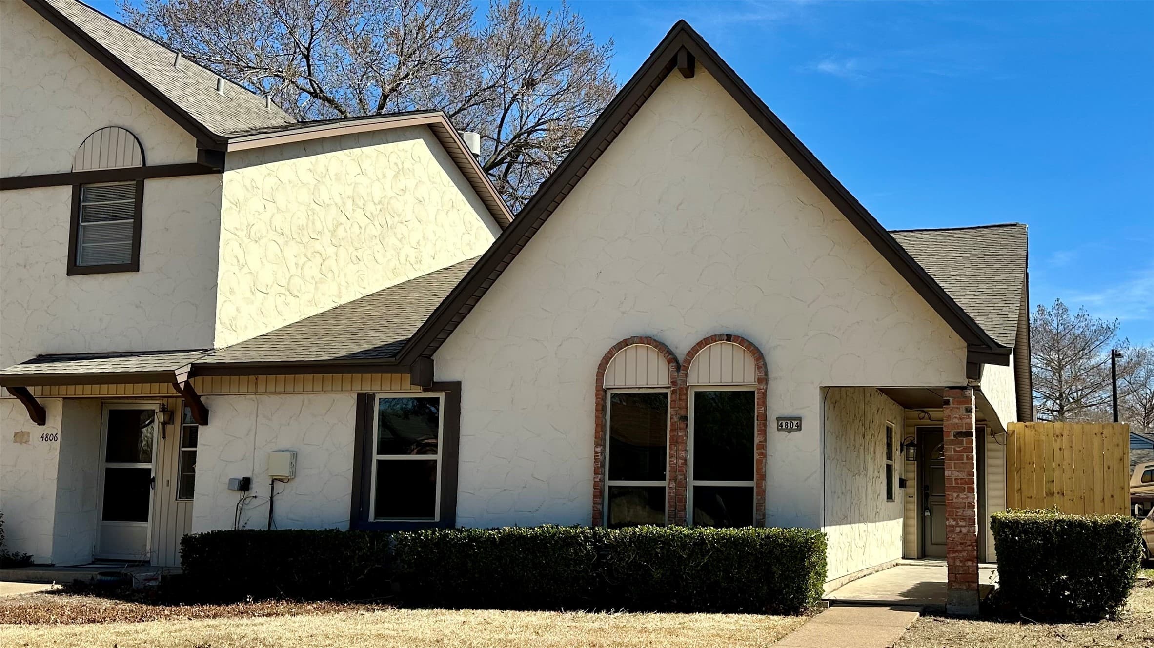 4804 Redwood Dr