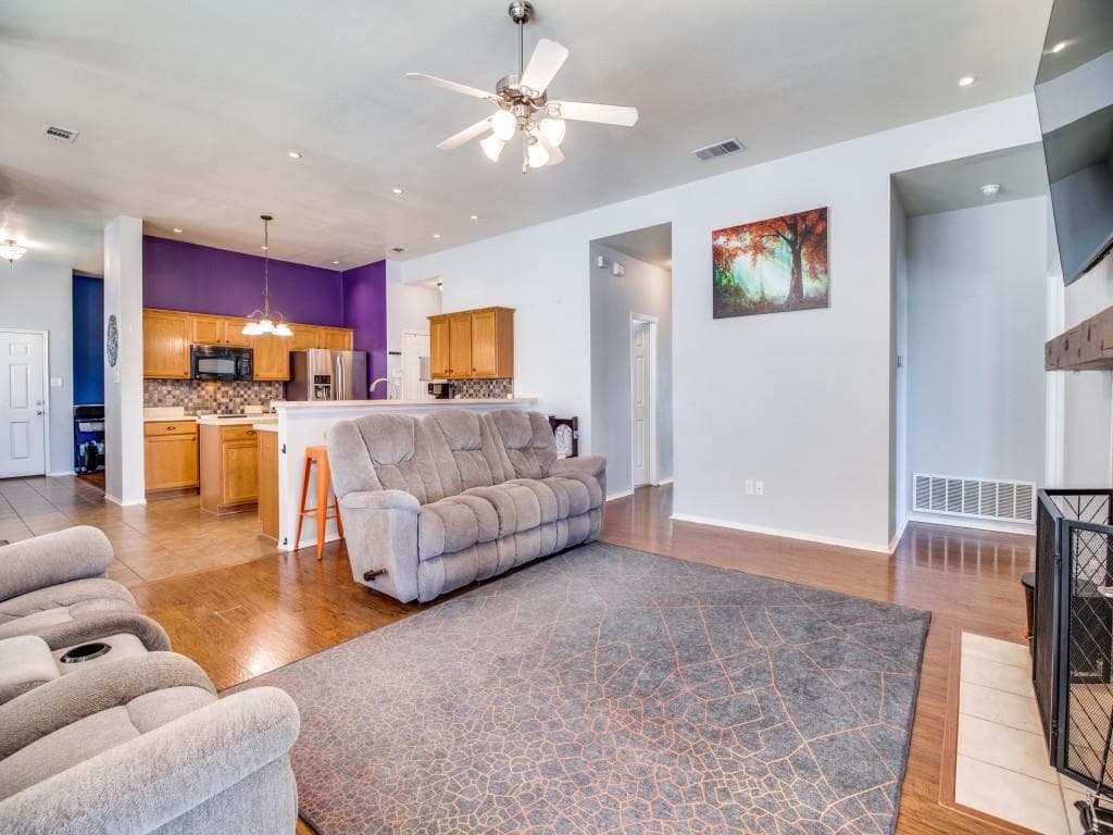 Gallery image 4