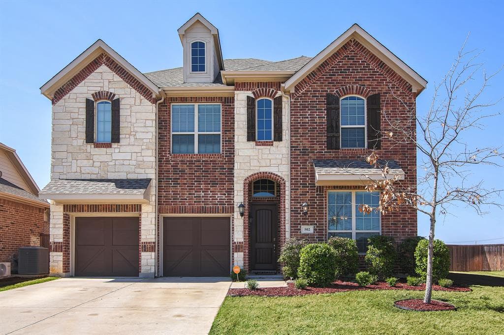 502 Periwinkle Dr