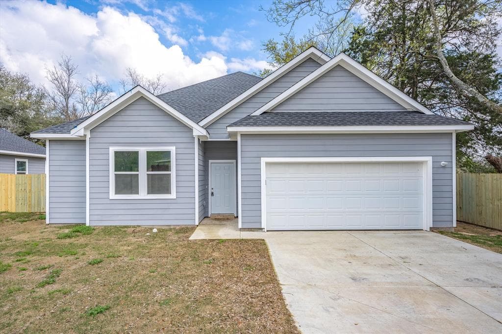 505 E Elm St