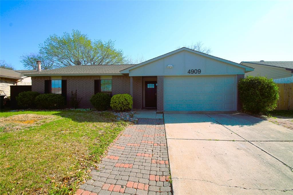 4909 Watson Dr