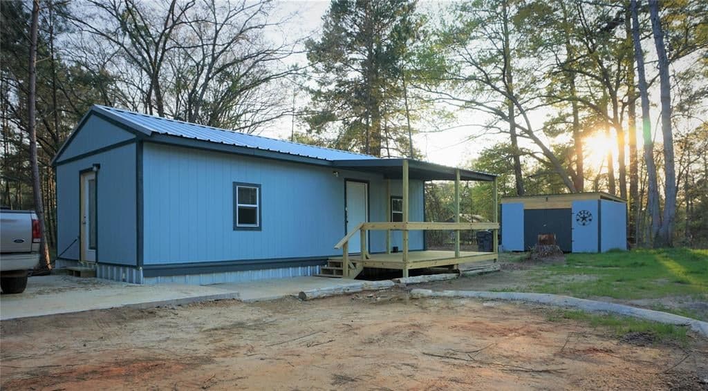 284 County Road 2155