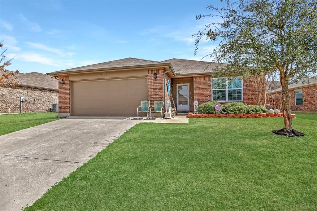 1417 S Raven Dr