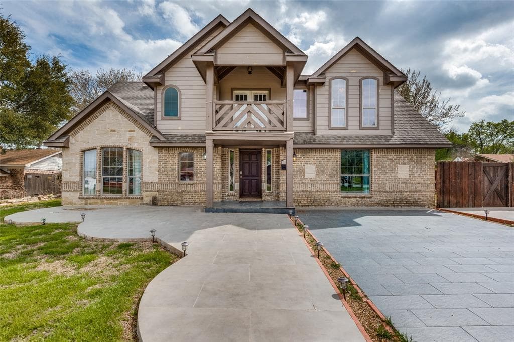 3916 Cody Ct