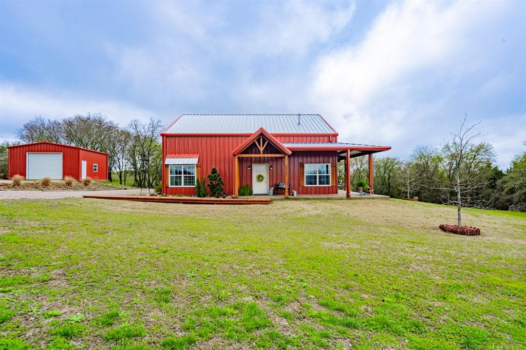 1513 Tate Cir