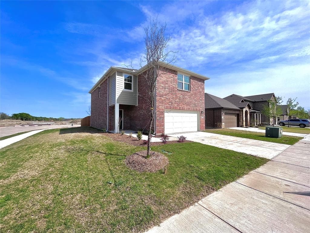 1909 Plymouth Dr