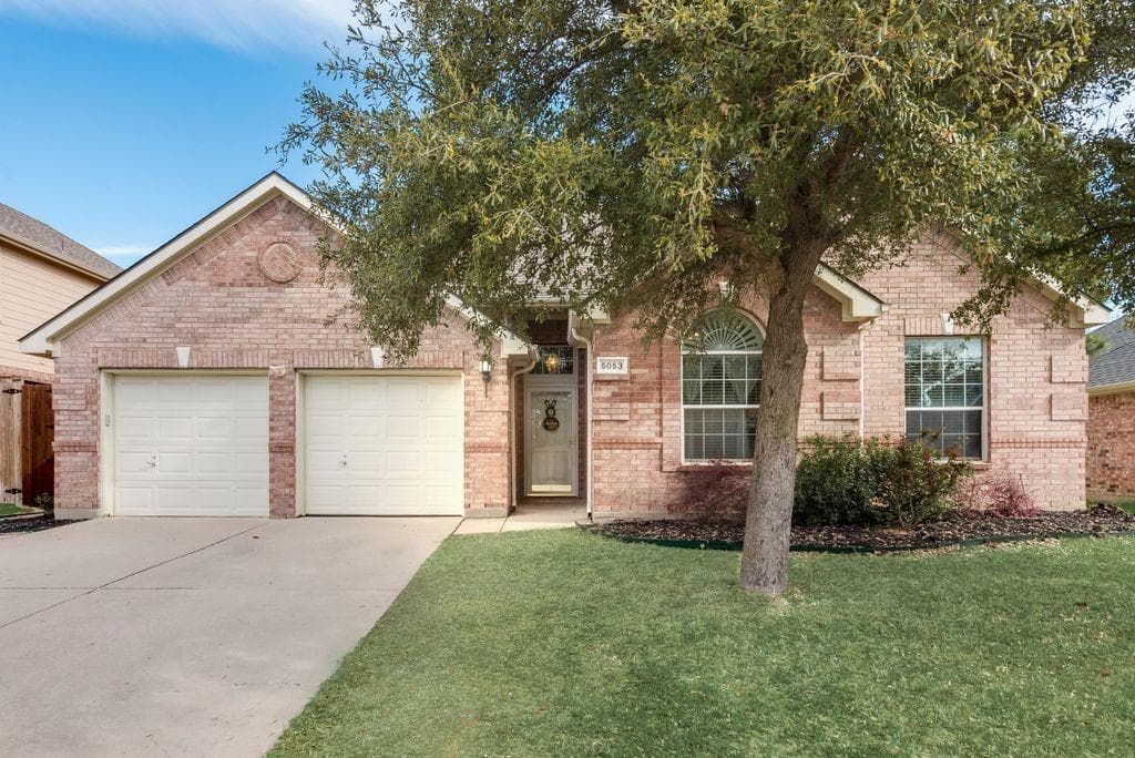 5053 Comstock Cir