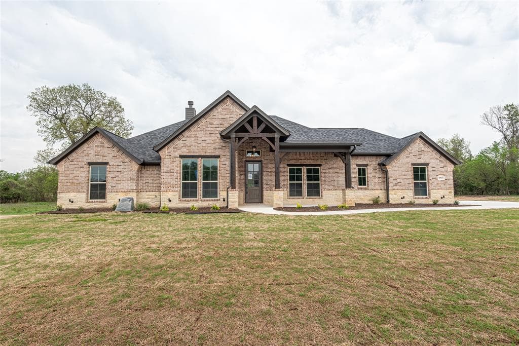 10033 Valley Oak Ct