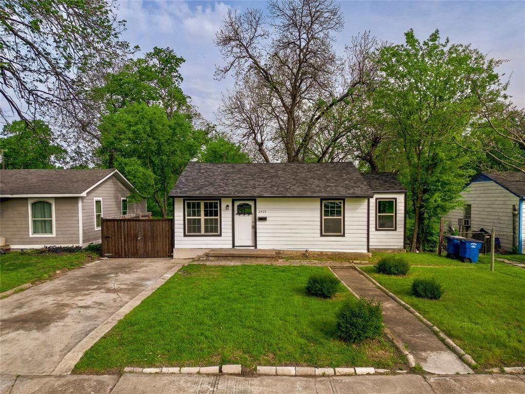 2425 E Overton Rd