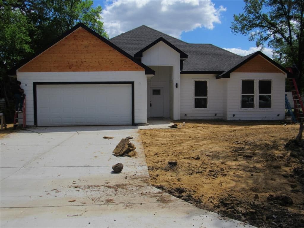 10116 Rhoda Ln